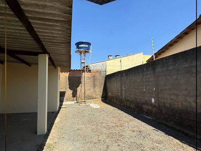 Casa para Venda em Abadiânia - 4