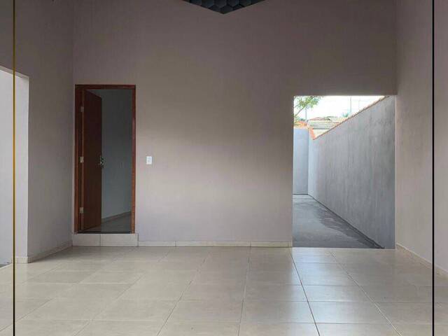 #211 - Casa para Venda em Abadiânia - GO