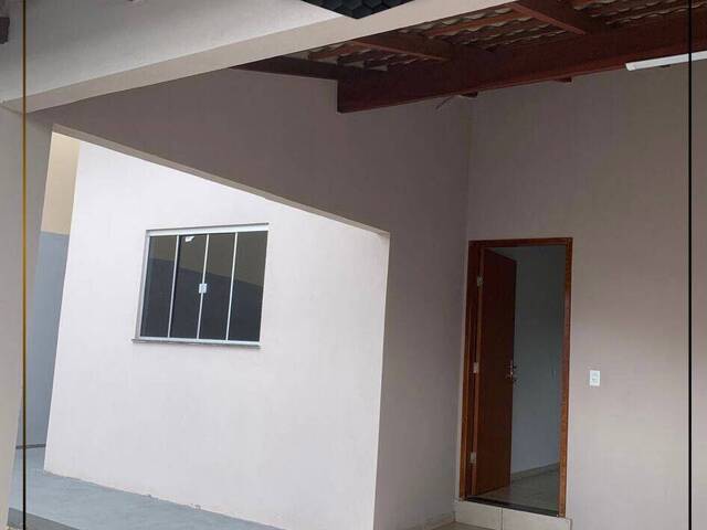 #211 - Casa para Venda em Abadiânia - GO