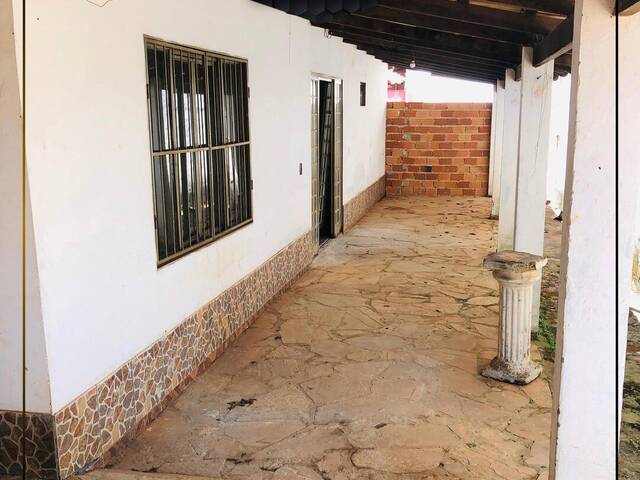 #2083 - Casa para Locação em Abadiânia - GO - 3