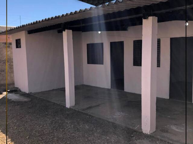 #2088 - Casa para Locação em Abadiânia - GO - 2
