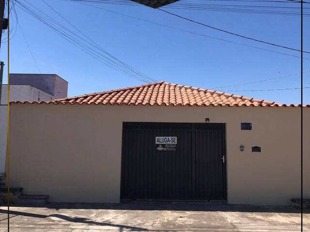 #2095 - Casa para Locação em Abadiânia - GO - 1