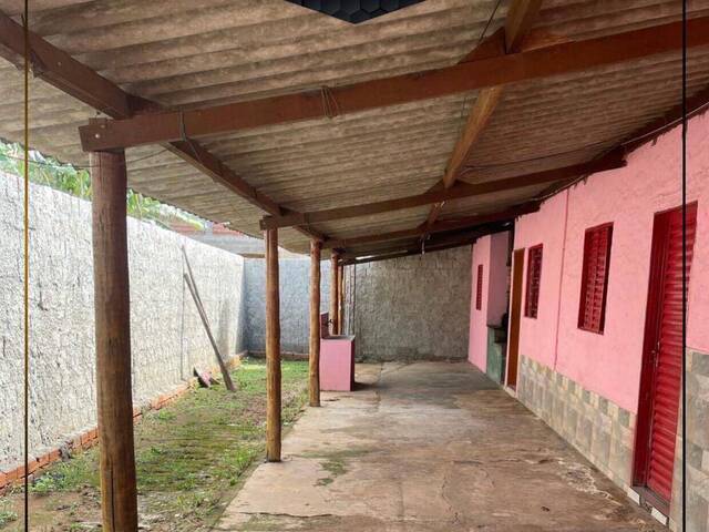 #2006 - Casa para Locação em Abadiânia - GO - 2